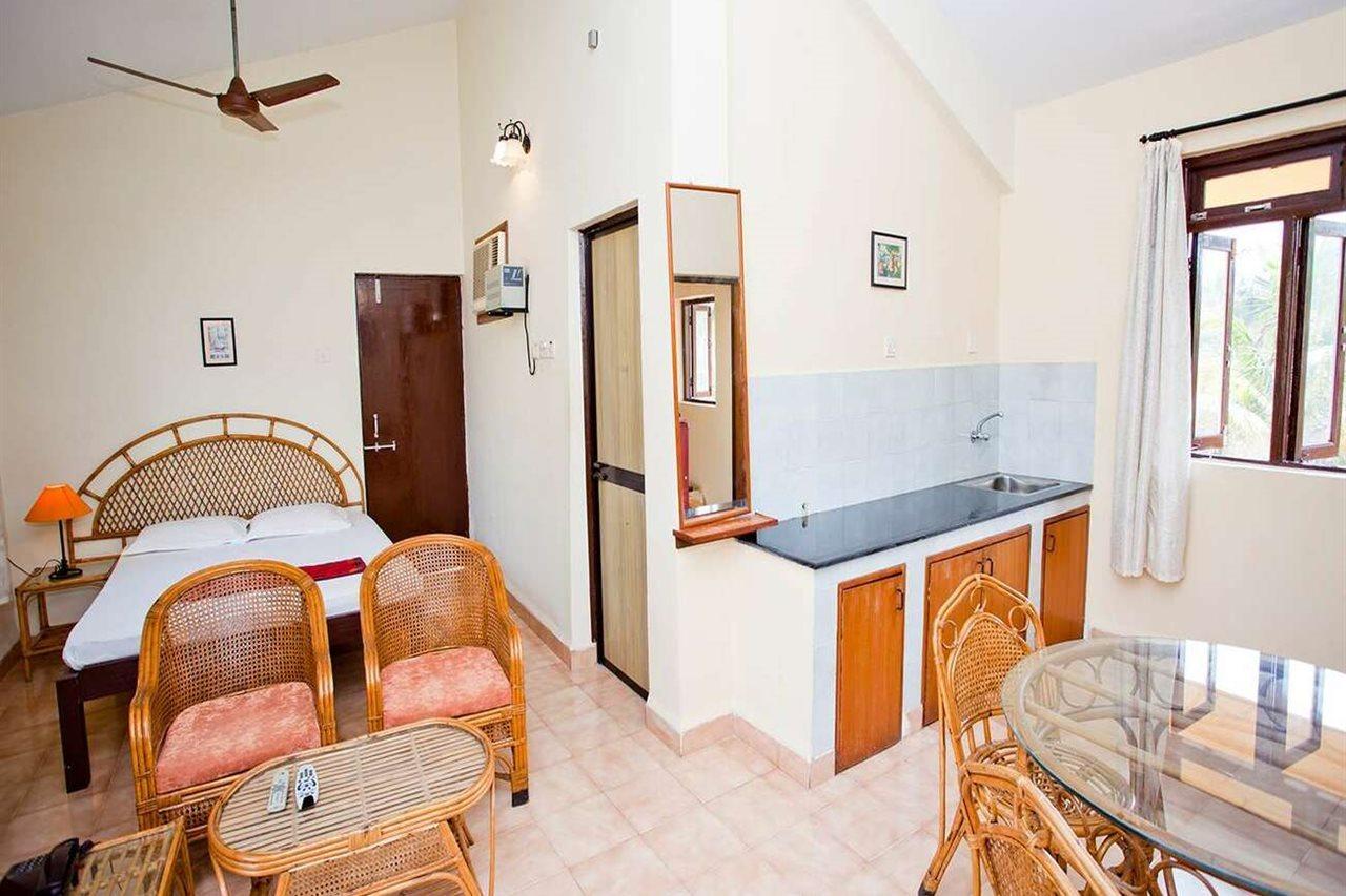 Pifran Holiday Beach Resort Consua Bagian luar foto